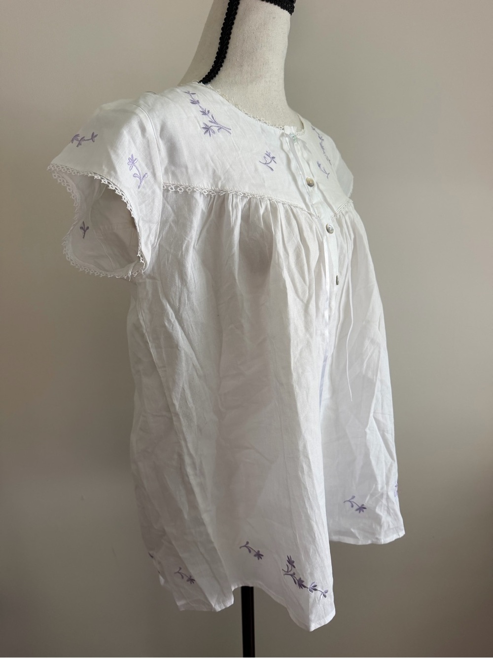 Vintage Victoriana Top - Picture 4 of 9
